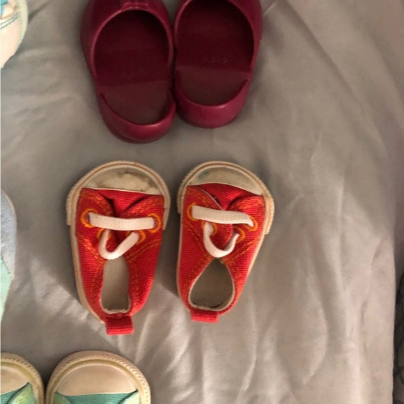 American Girl Toys Sold American Girl Doll Shoes4 Sneakers And 2